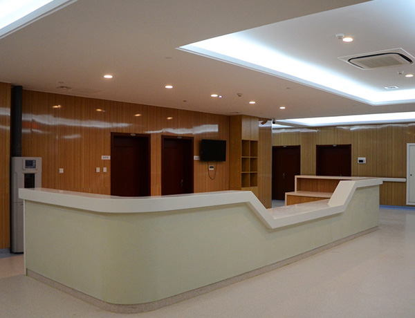 コンパクトなラミネートワークトップ